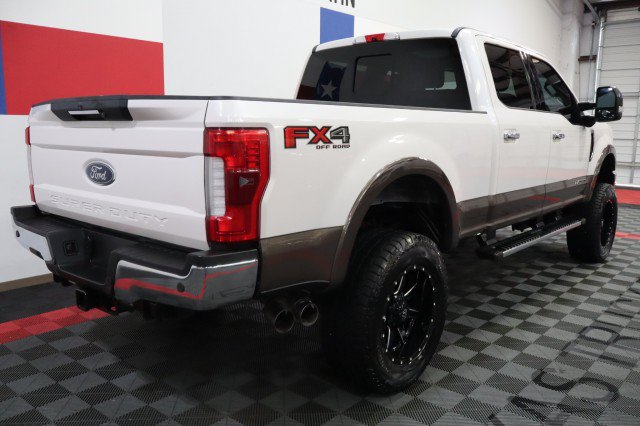 Used 2017 Ford F350 Lariat w/ Lariat Ultimate Package AWD/4WD image 18