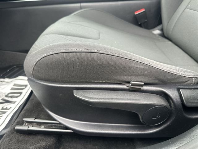 Used 2021 Hyundai Elantra SEL image 16