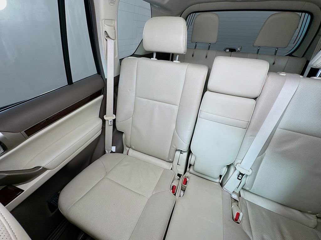 Used 2016 Lexus GX 460 w/ Premium Package AWD/4WD image 12