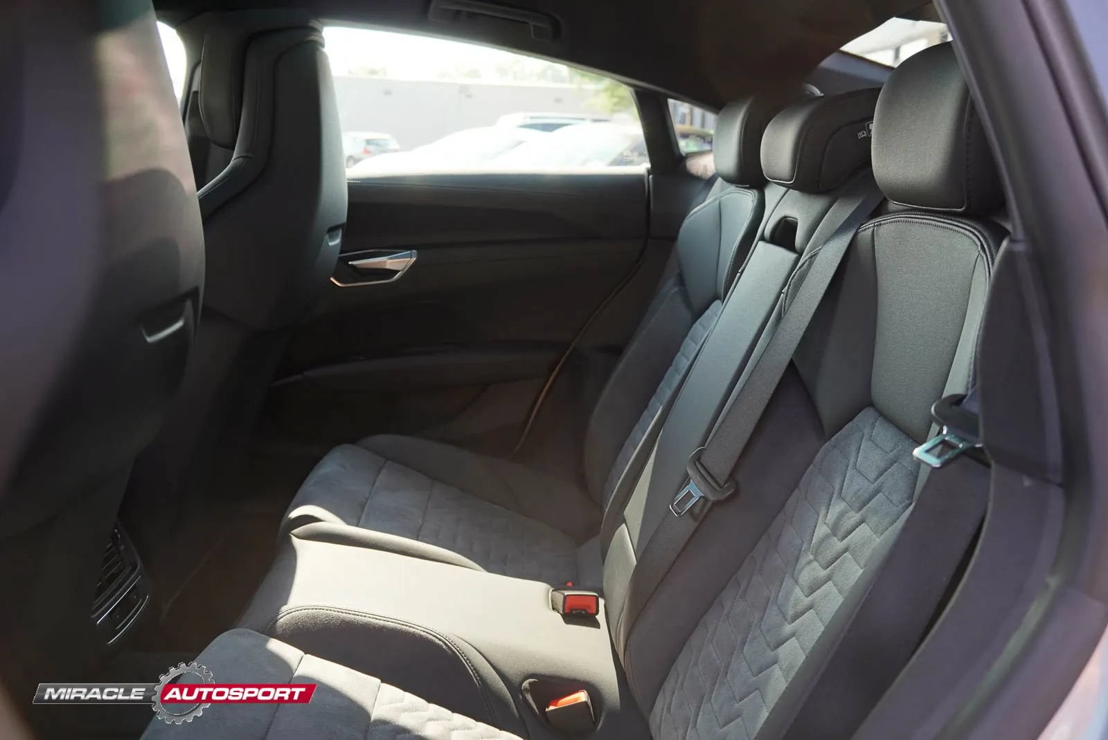 Used 2022 Audi e-tron GT Premium Plus AWD/4WD image 23