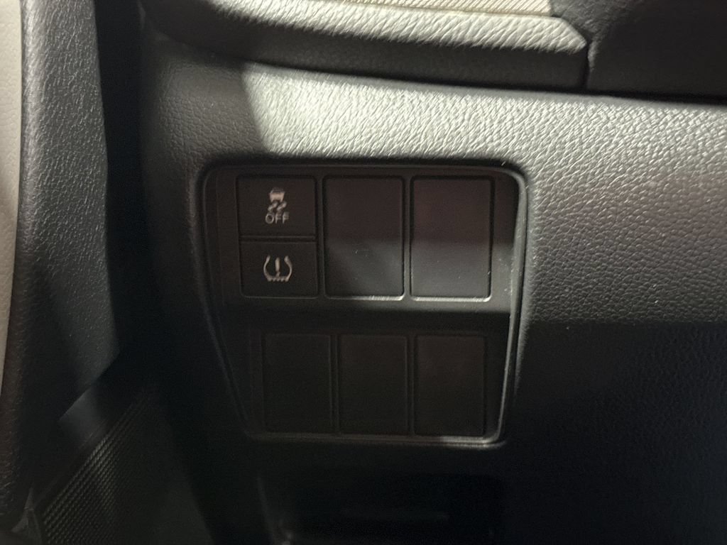 Used 2017 Honda CR-V LX image 18