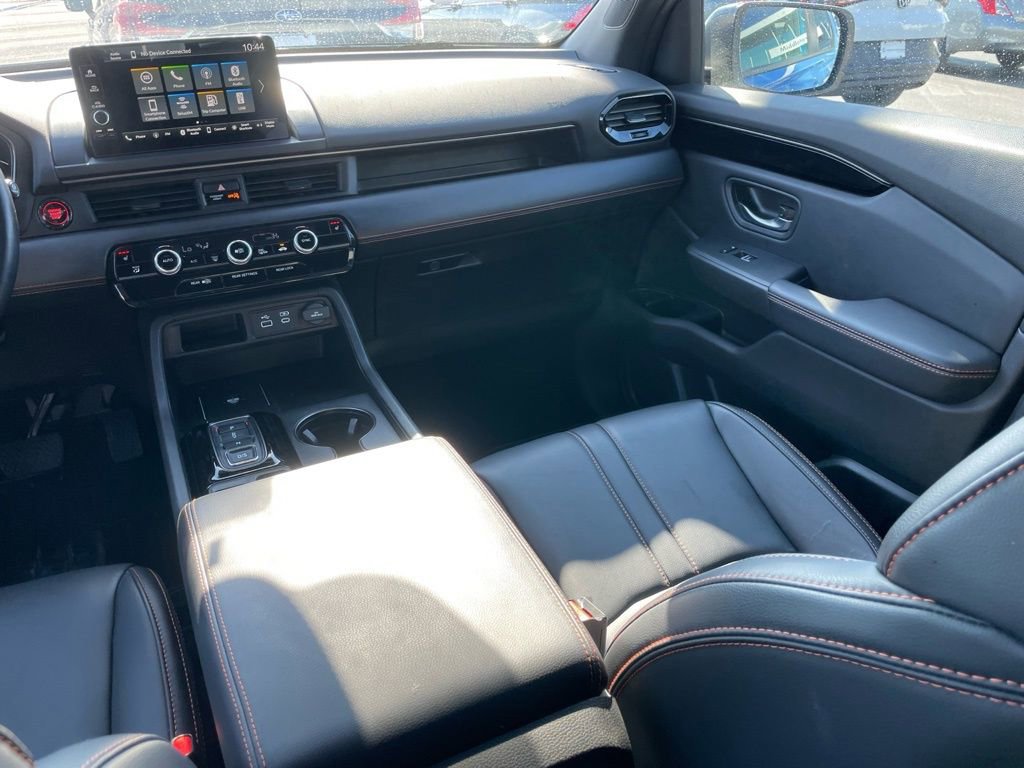 Used 2024 Honda Pilot TrailSport image 13