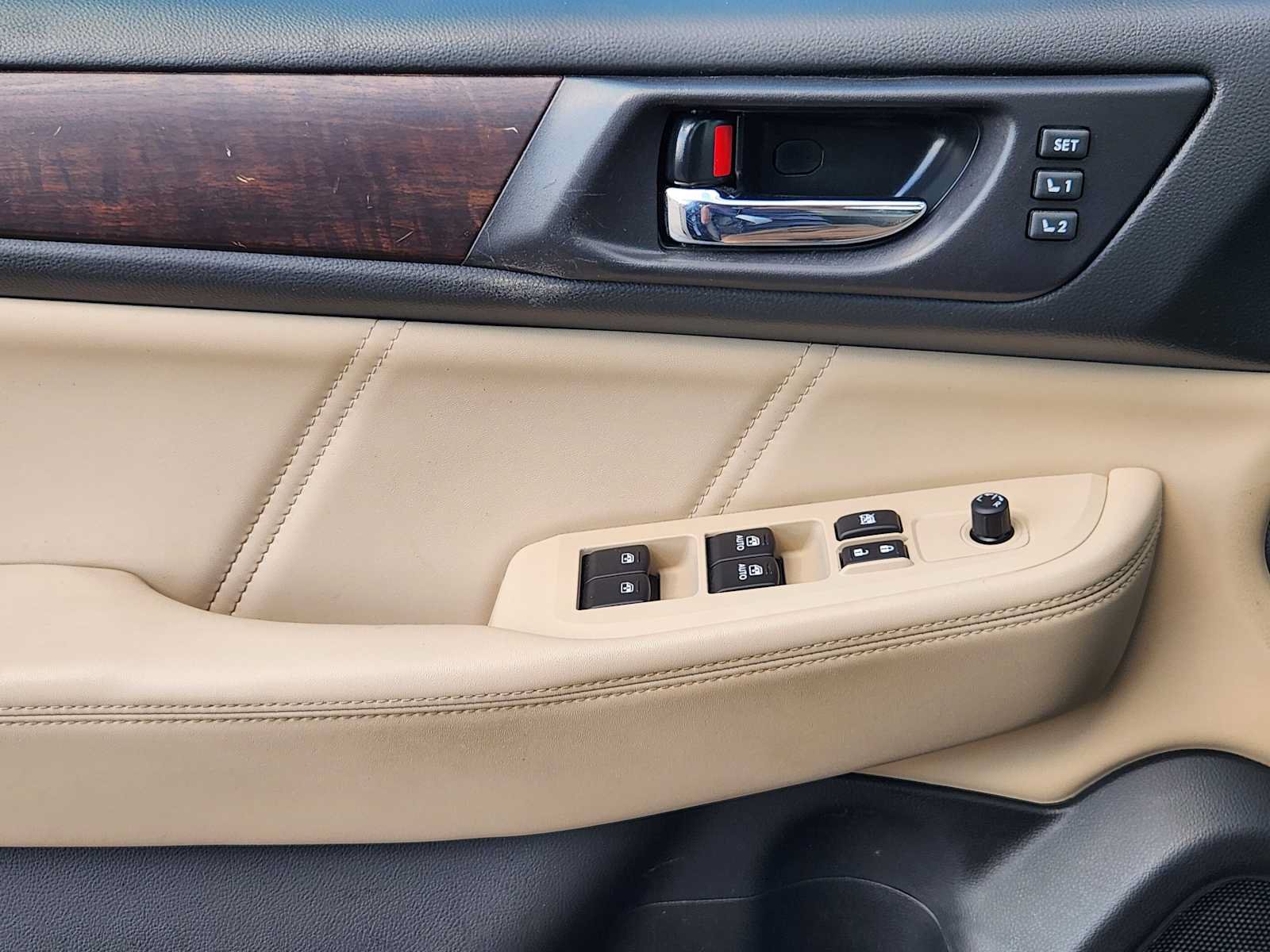 Used 2019 Subaru Outback 2.5i Limited AWD/4WD image 21