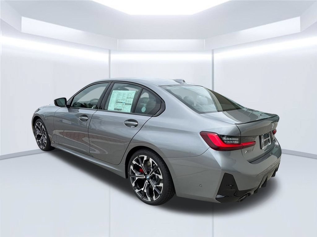 New 2026 BMW 330i Sedan w/ M Sport Package RWD image 4