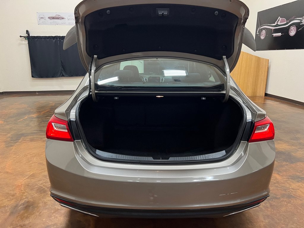 Used 2022 Chevrolet Malibu RS FWD image 51