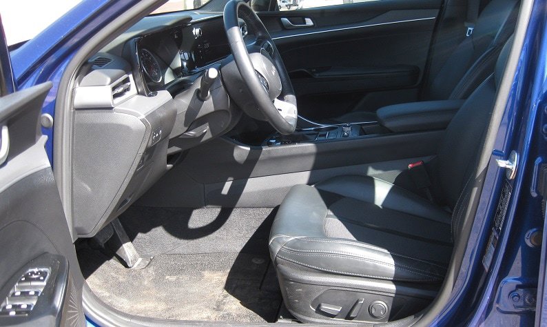Used 2023 Kia K5 GT-Line w/ GT-Line Premium Package image 9