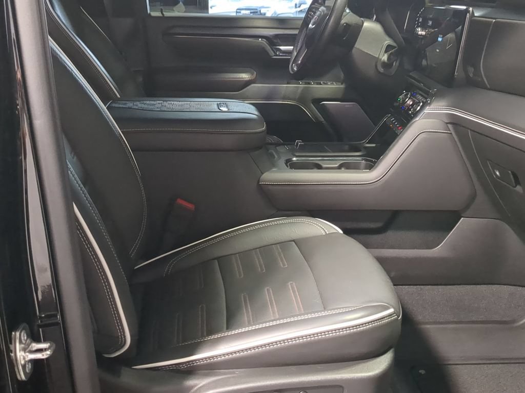Used 2025 GMC Sierra 2500 AT4X AWD/4WD image 21