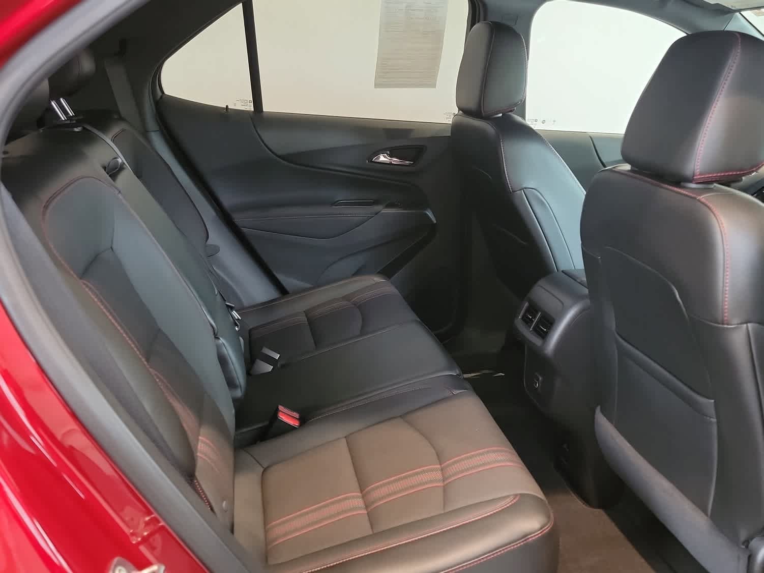 Used 2023 Chevrolet Equinox RS AWD/4WD image 18