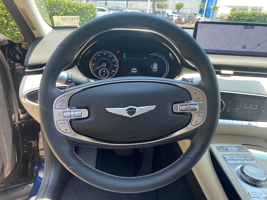 Certified 2022 Genesis GV70 2.5T AWD/4WD image 32