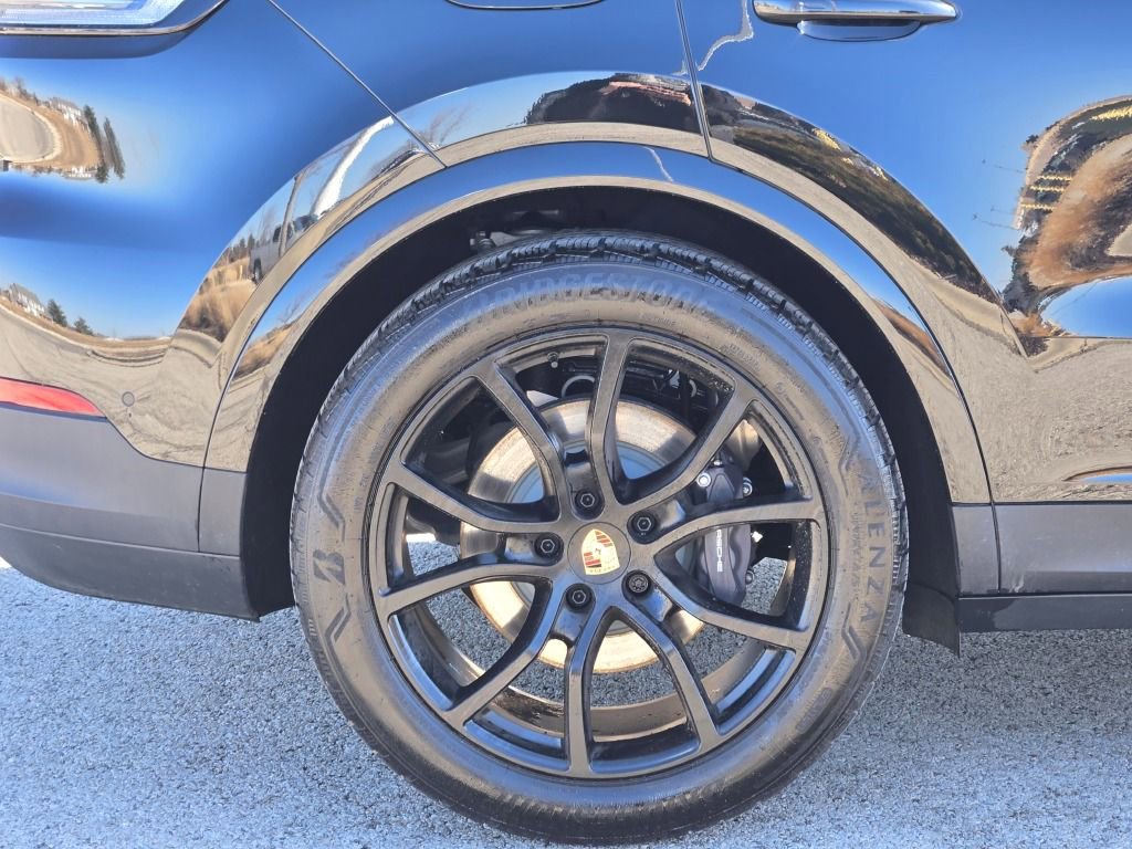 Certified 2025 Porsche Cayenne image 13