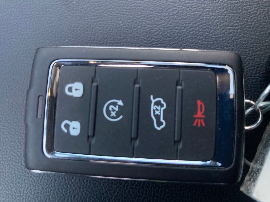 New 2024 Jeep Grand Cherokee Limited 4xe w/ Luxury Tech Group II image 16