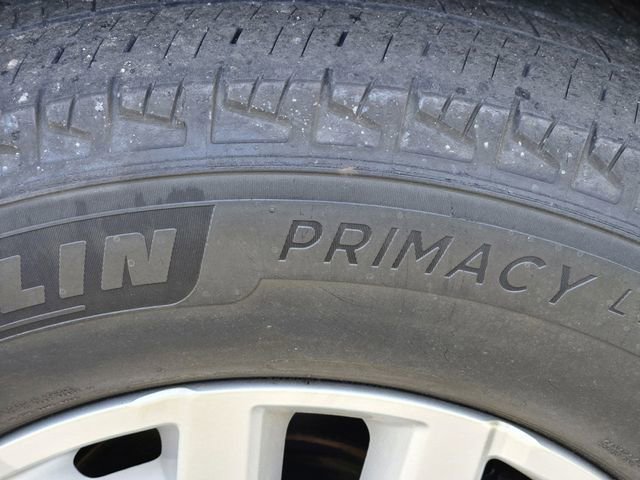 Certified 2022 Nissan Frontier SV image 11