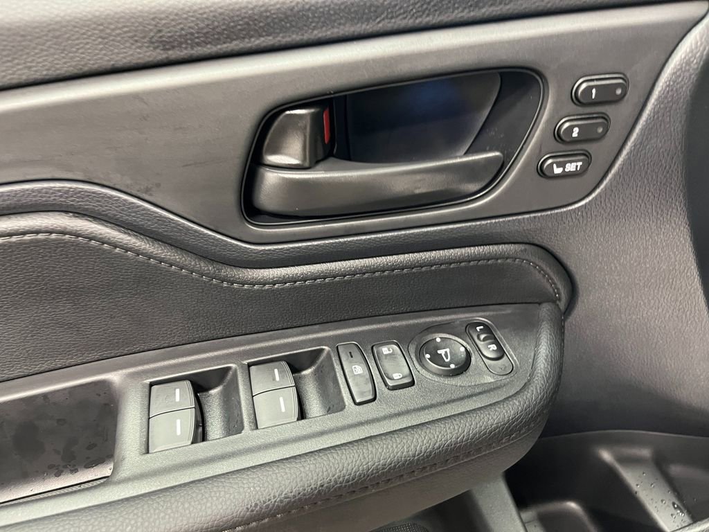 New 2026 Honda Odyssey EX-L image 13