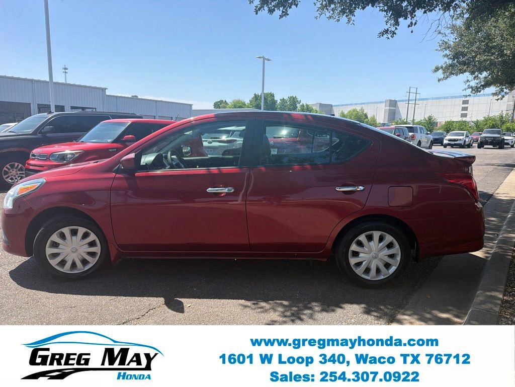 Used 2017 Nissan Versa SV FWD image 6