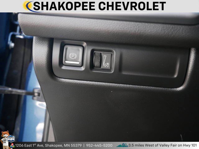 Used 2024 Cadillac XT4 Premium Luxury image 15