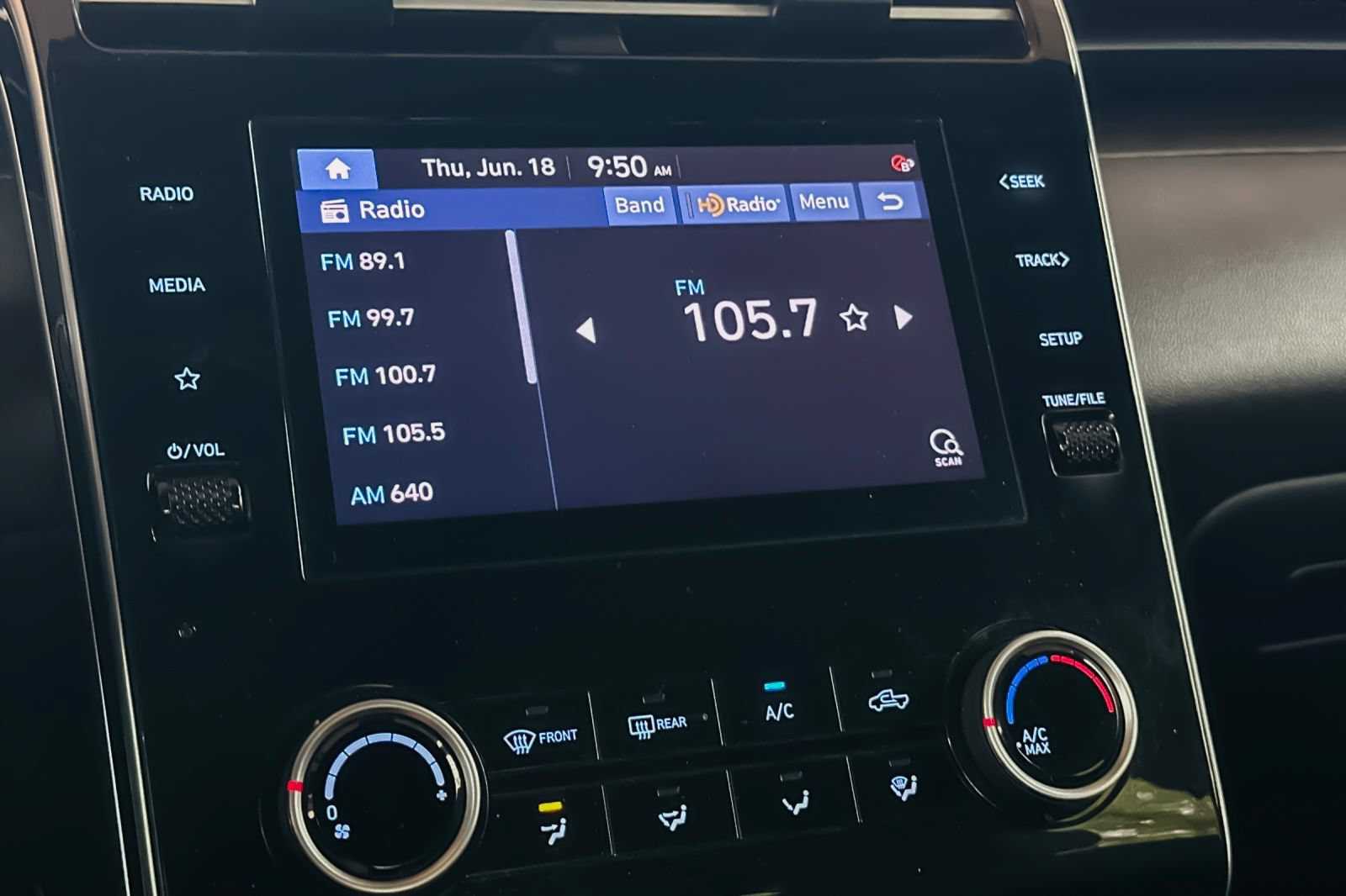 Used 2023 Hyundai Santa Cruz Night AWD/4WD image 16