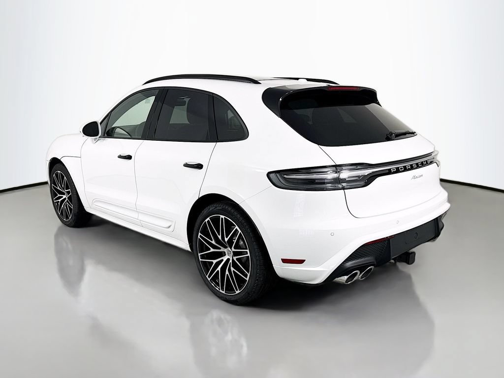 New 2026 Porsche Macan AWD/4WD image 3