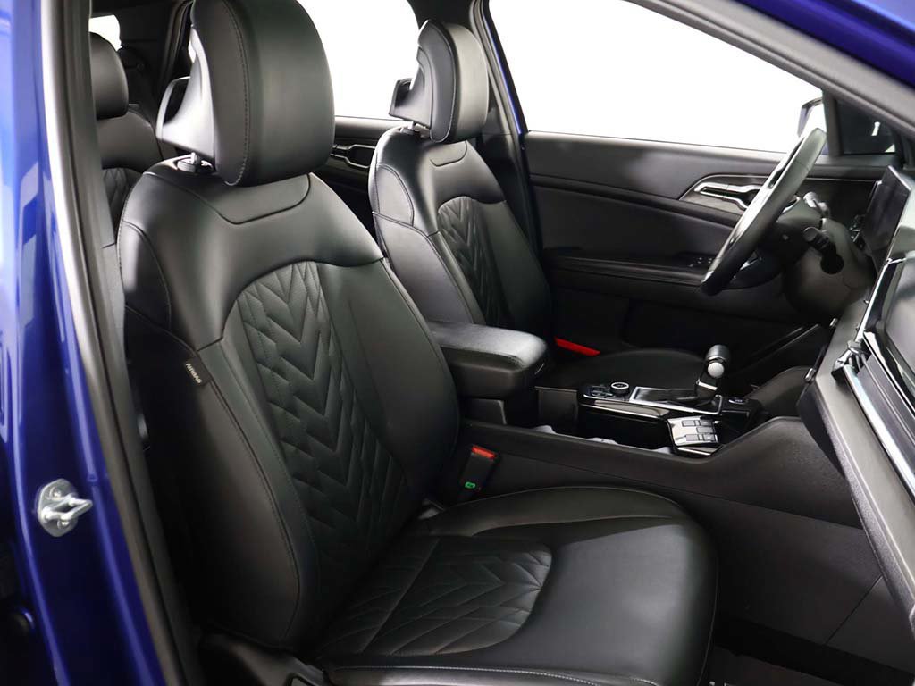 Used 2023 Kia Sportage X-Line w/ X-Line Premium Package AWD/4WD image 32