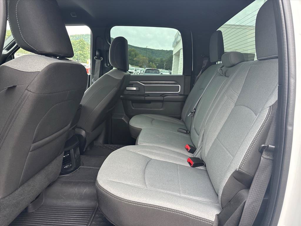 Used 2022 RAM 2500 Big Horn w/ Level A Equipment Group AWD/4WD image 10