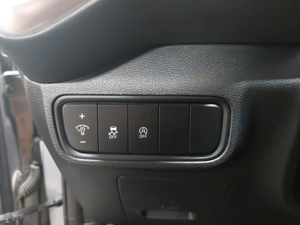 Used 2025 Kia Soul LX w/ LX Technology Package image 25