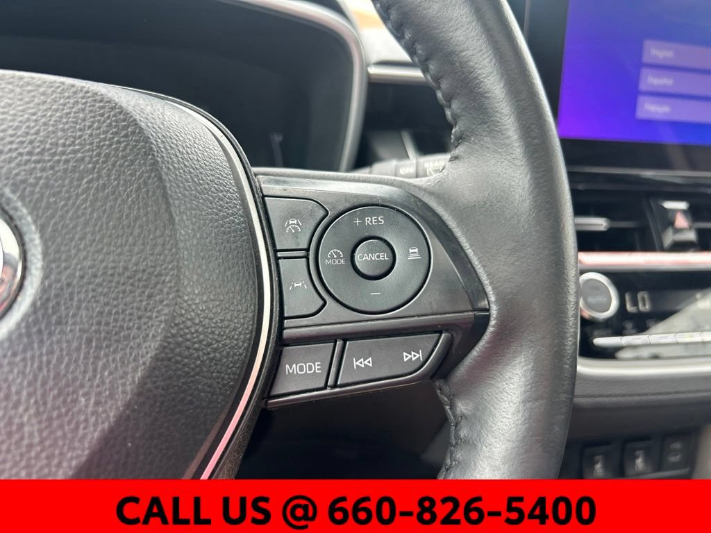 Used 2024 Toyota Corolla Cross AWD Hybrid w/ Convenience Package image 16