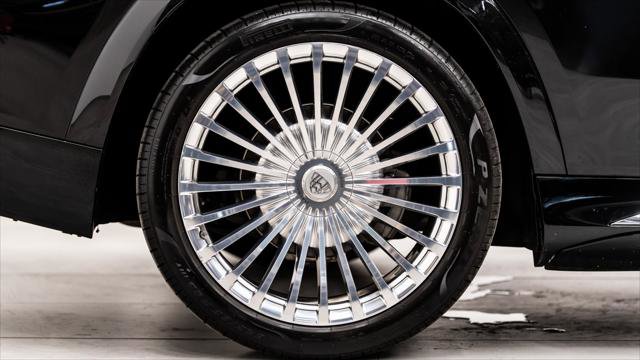 Used 2023 Mercedes-Benz Maybach GLS 600 4MATIC image 32