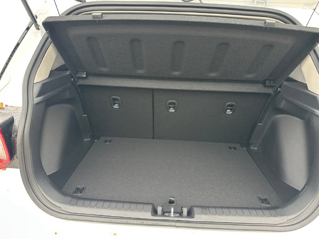New 2026 Hyundai Venue SE FWD image 23