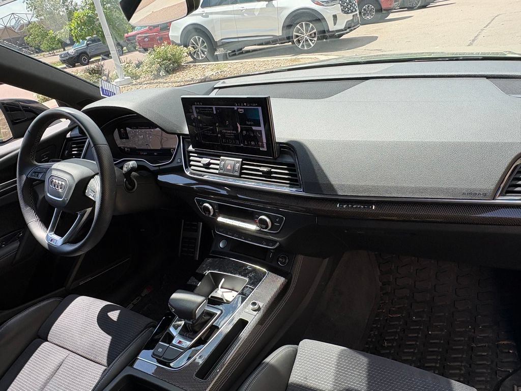 Used 2024 Audi SQ5 Prestige AWD/4WD image 31