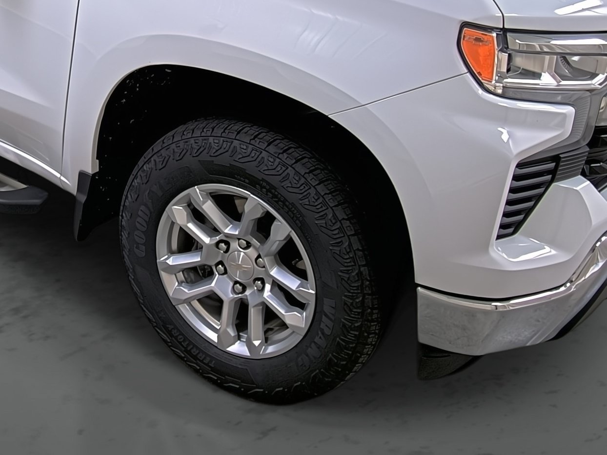 Used 2024 Chevrolet Silverado 1500 LT w/ Protection Package AWD/4WD image 14