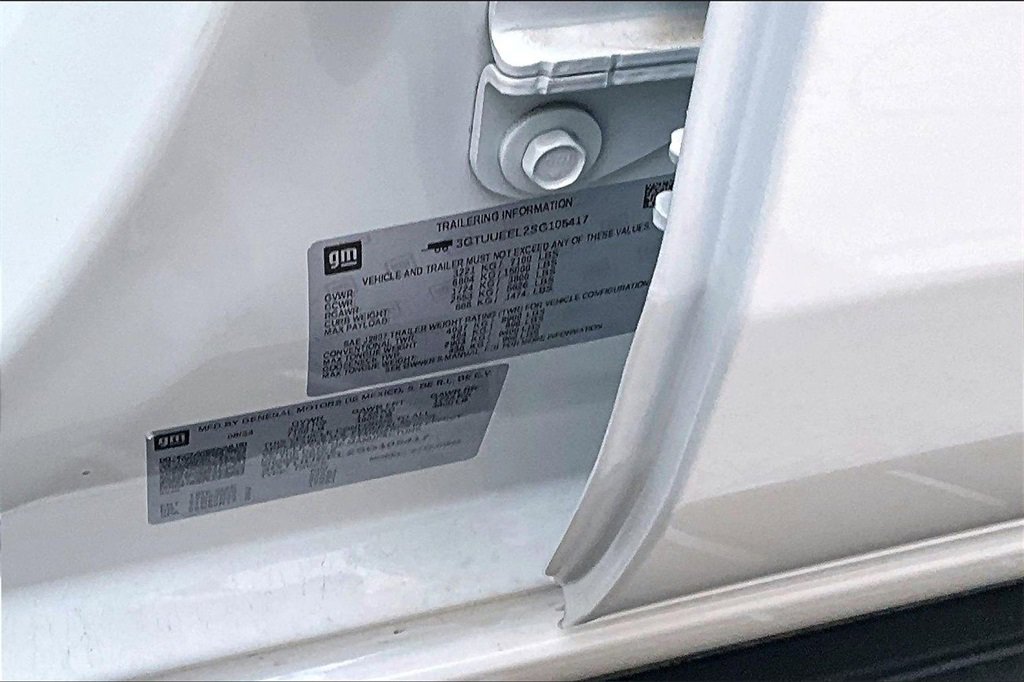 Used 2025 GMC Sierra 1500 AT4 w/ AT4 Premium Package image 19