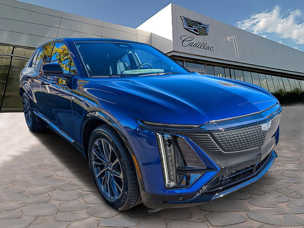 New 2026 Cadillac Lyriq Sport AWD/4WD image 4