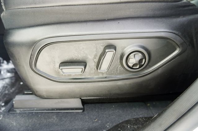 Used 2023 Jeep Grand Cherokee Altitude image 15