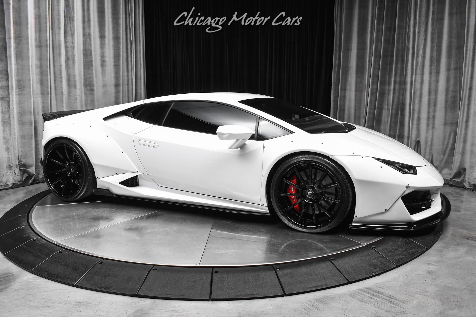 Used 2016 Lamborghini Huracan LP 580-2 RWD image 6