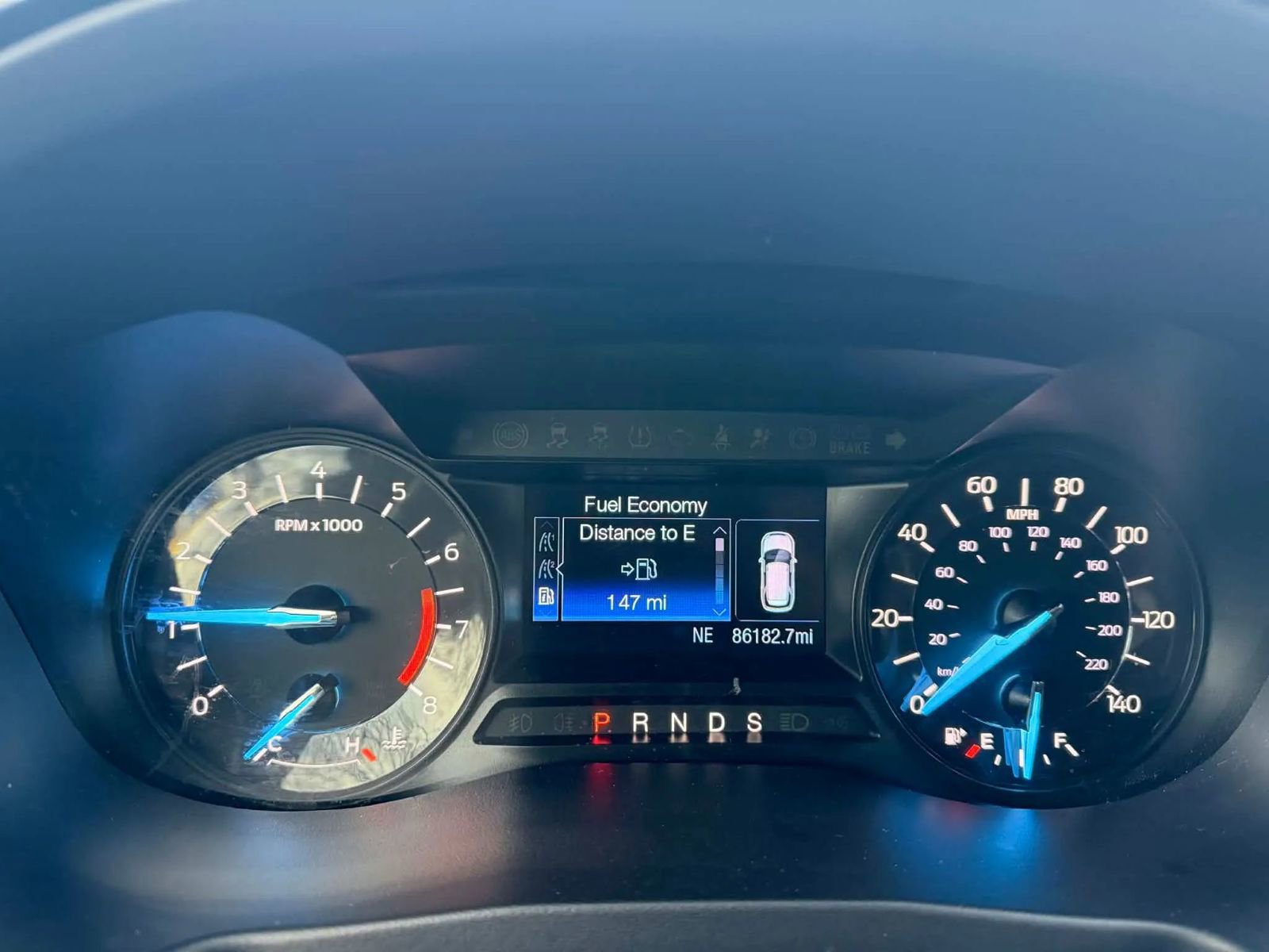 Used 2018 Ford Explorer XLT image 15