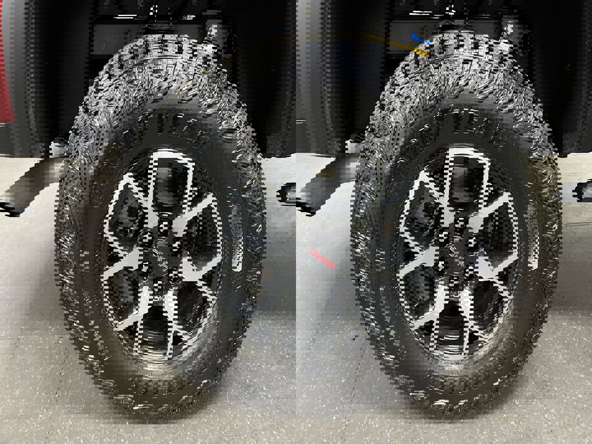 Certified 2024 GMC Canyon AT4X image 99