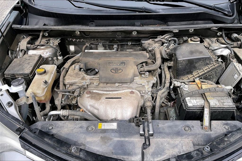 Used 2017 Toyota RAV4 XLE w/ Plus Extra Value Package AWD/4WD image 11