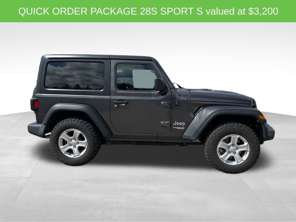 Used 2019 Jeep Wrangler Sport S image 3