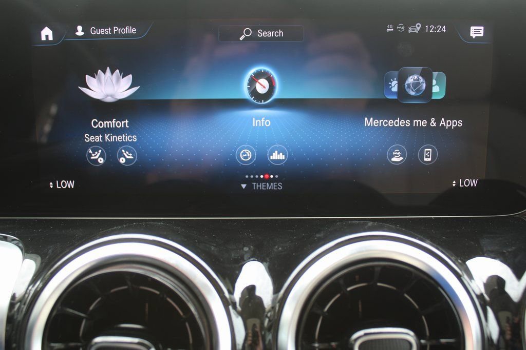 Used 2023 Mercedes-Benz GLB 250 image 41