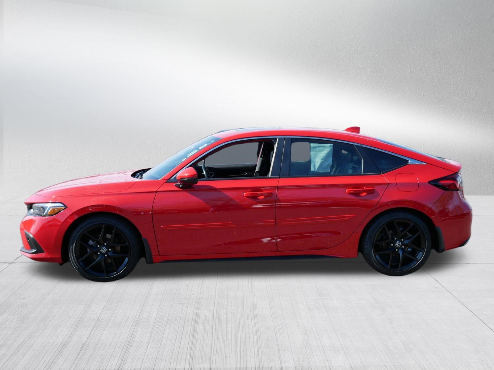 Used 2024 Honda Civic Sport Touring image 4