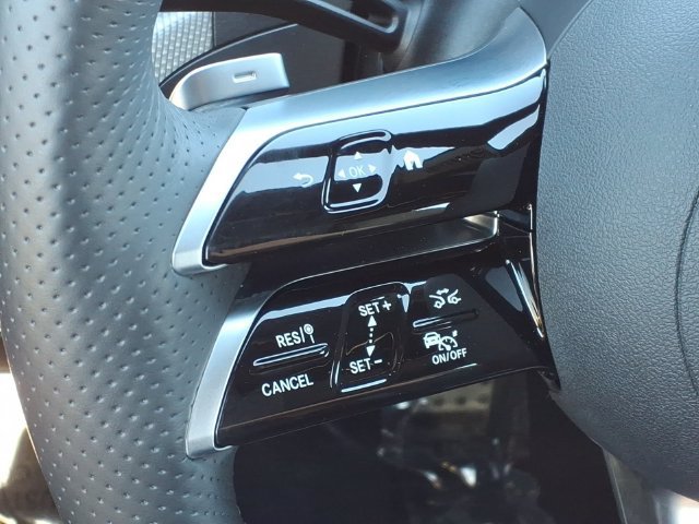 Used 2024 Mercedes-Benz CLE 300 4MATIC Coupe w/ AMG Line image 9