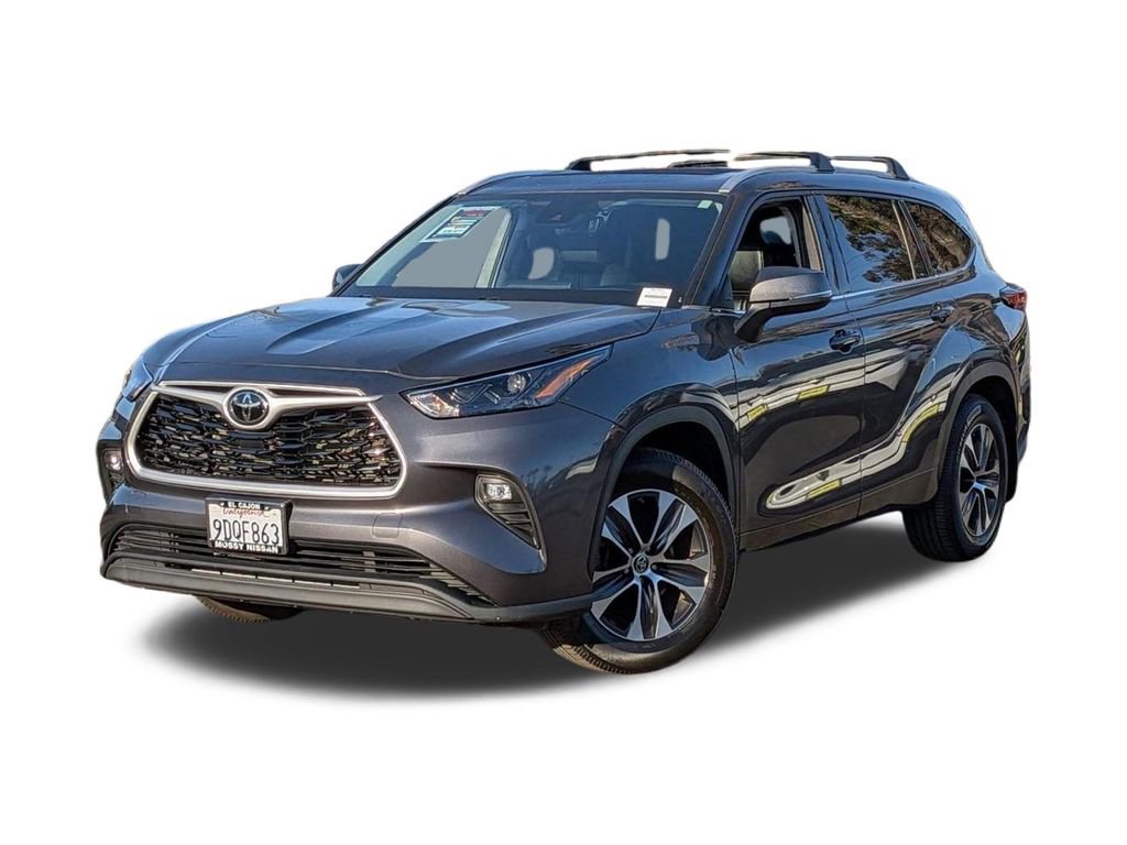 Used 2022 Toyota Highlander XLE