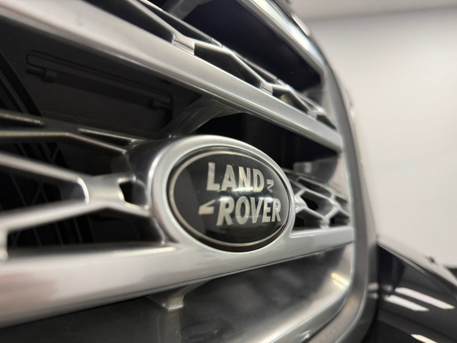 Used 2011 Land Rover Range Rover Supercharged AWD/4WD image 71
