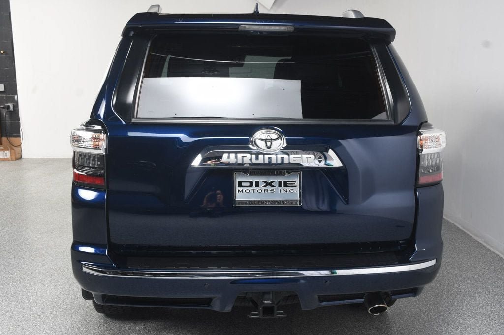 Used 2020 Toyota 4Runner Limited AWD/4WD image 16