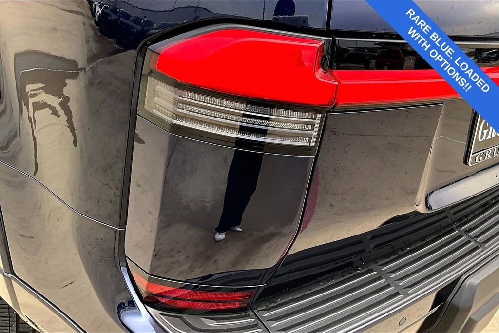 Used 2025 Lexus GX 550 image 40