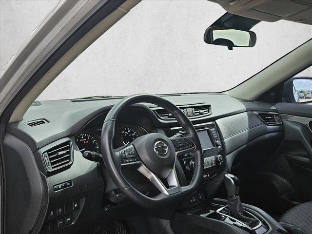 Used 2019 Nissan Rogue S w/ Special Edition Package FWD image 10