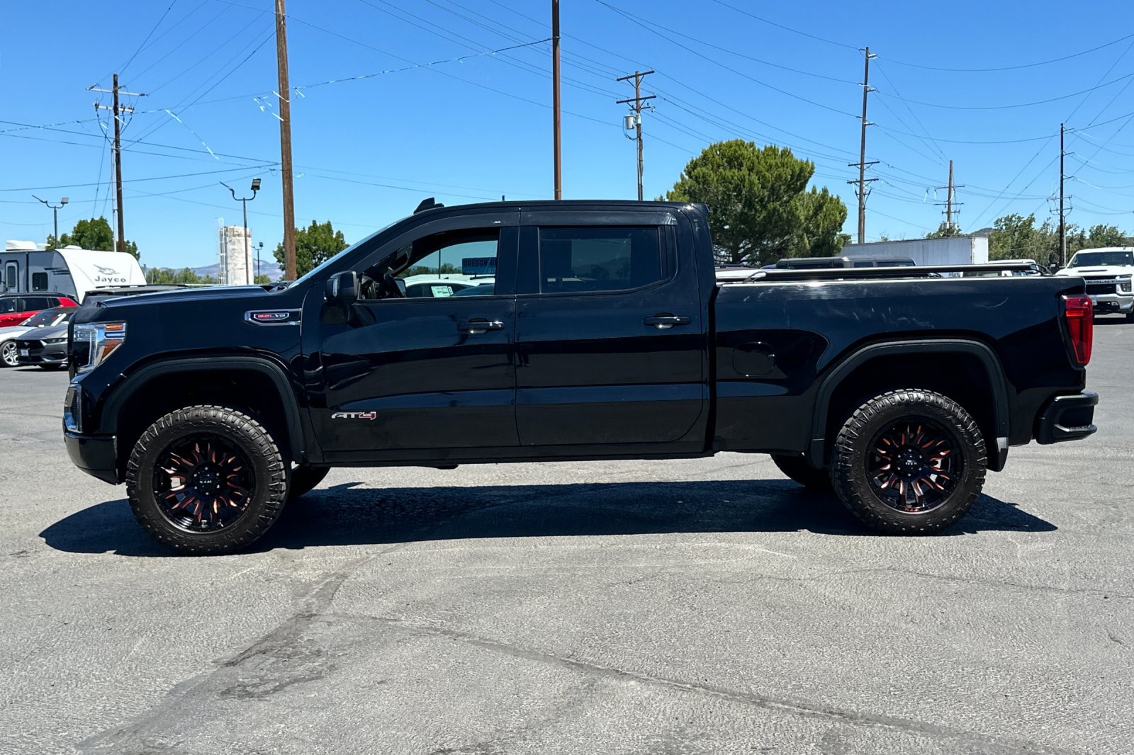 Used 2022 GMC Sierra 1500 AT4 w/ AT4 Premium Package AWD/4WD image 7