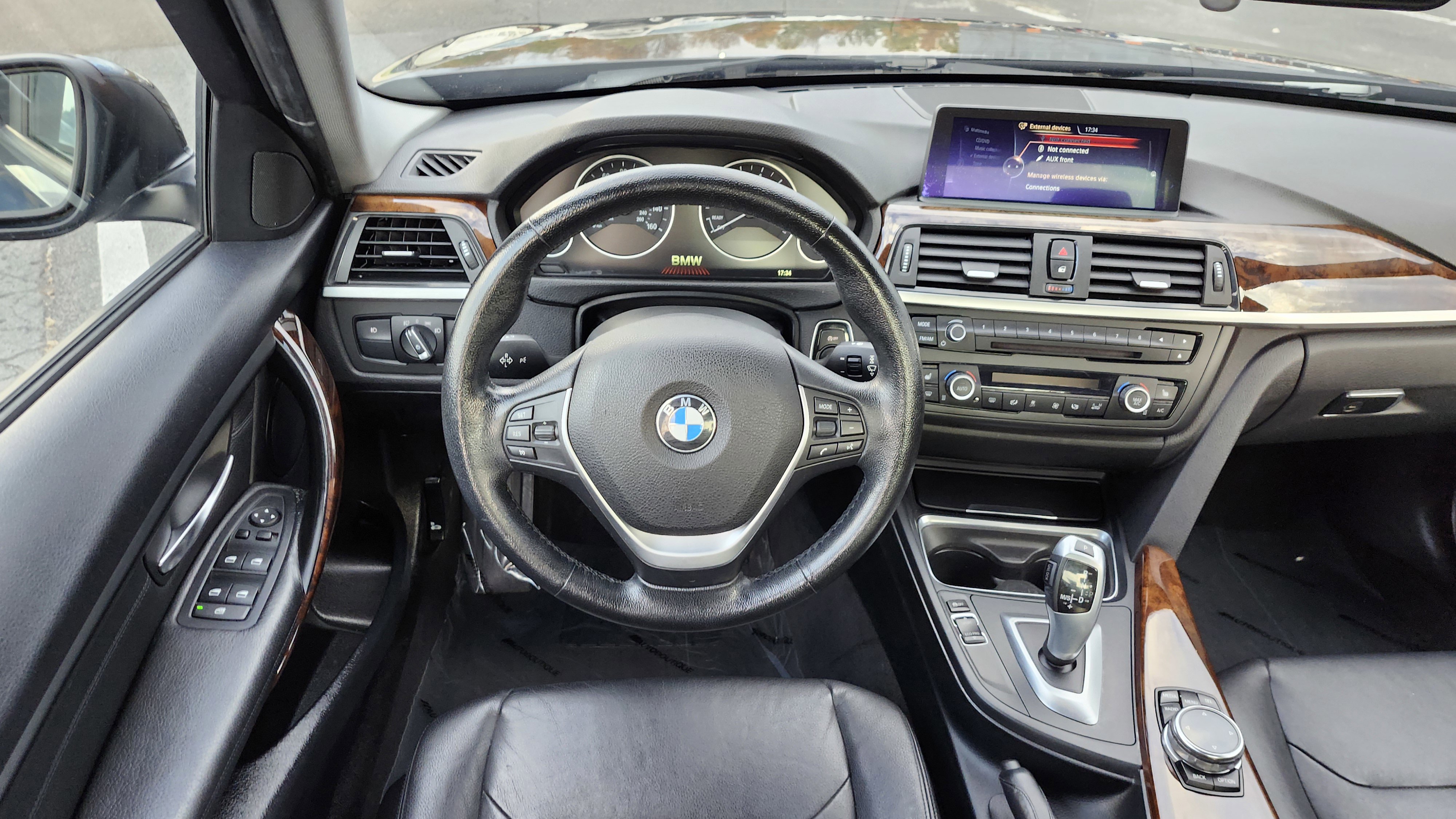 Used 2015 BMW 328i xDrive Sedan image 21