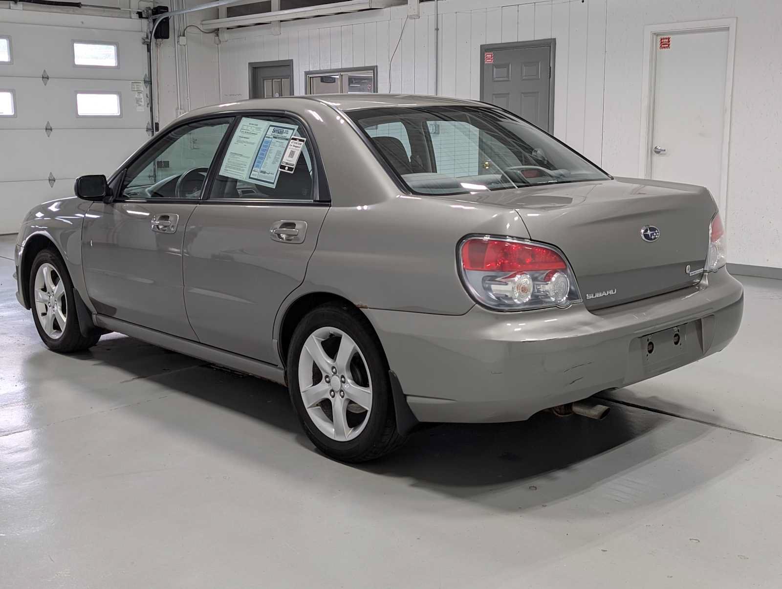 Used 2006 Subaru Impreza 2.5i AWD/4WD image 10