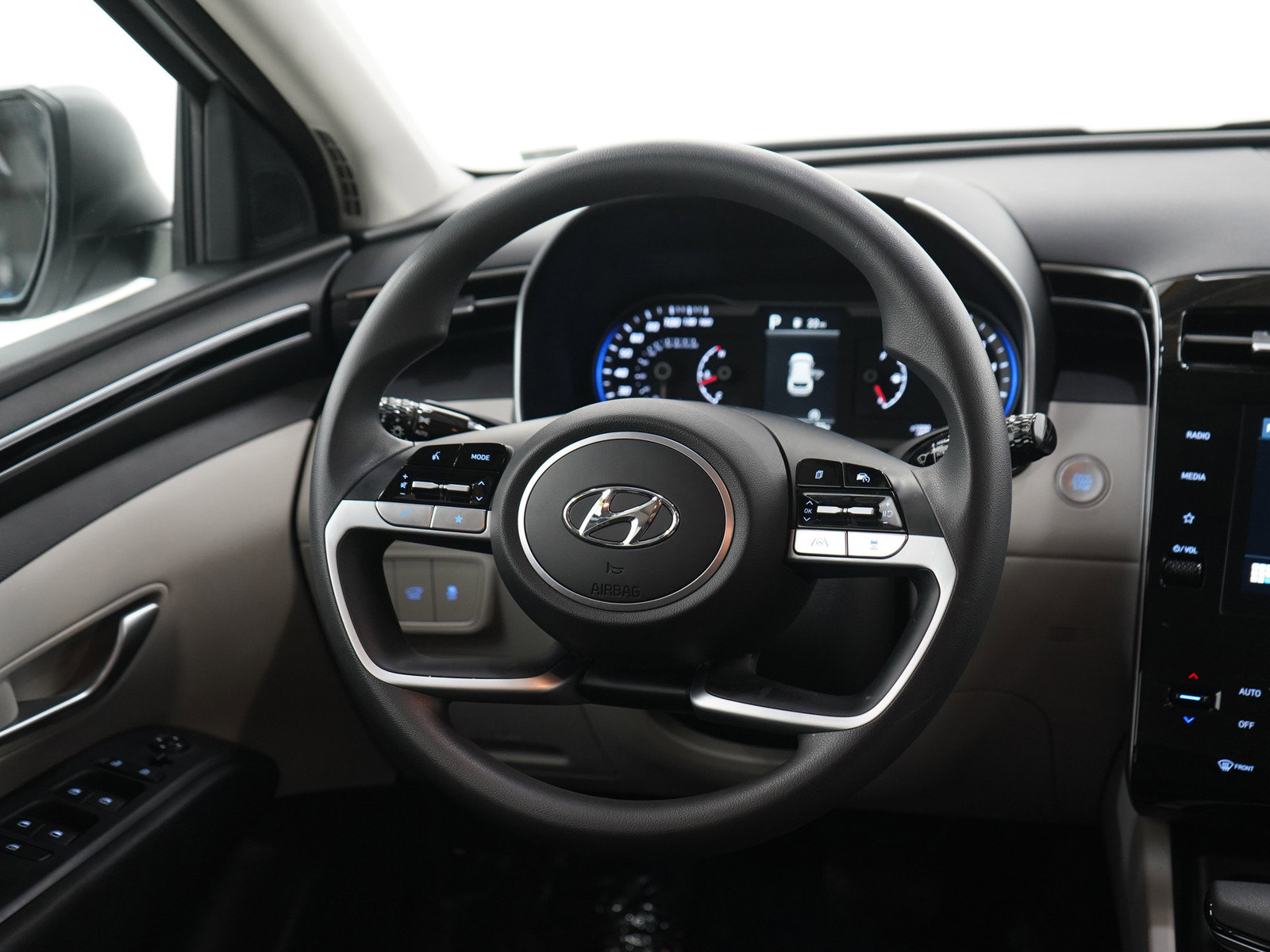 Used 2024 Hyundai Tucson SEL AWD/4WD image 14