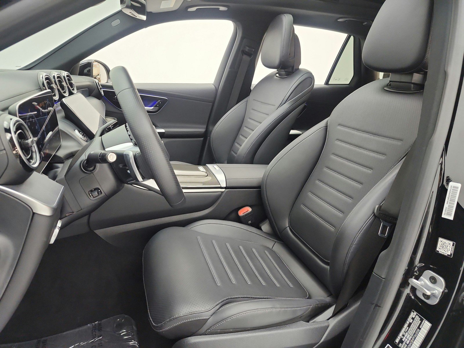 Used 2023 Mercedes-Benz GLC 300 image 13